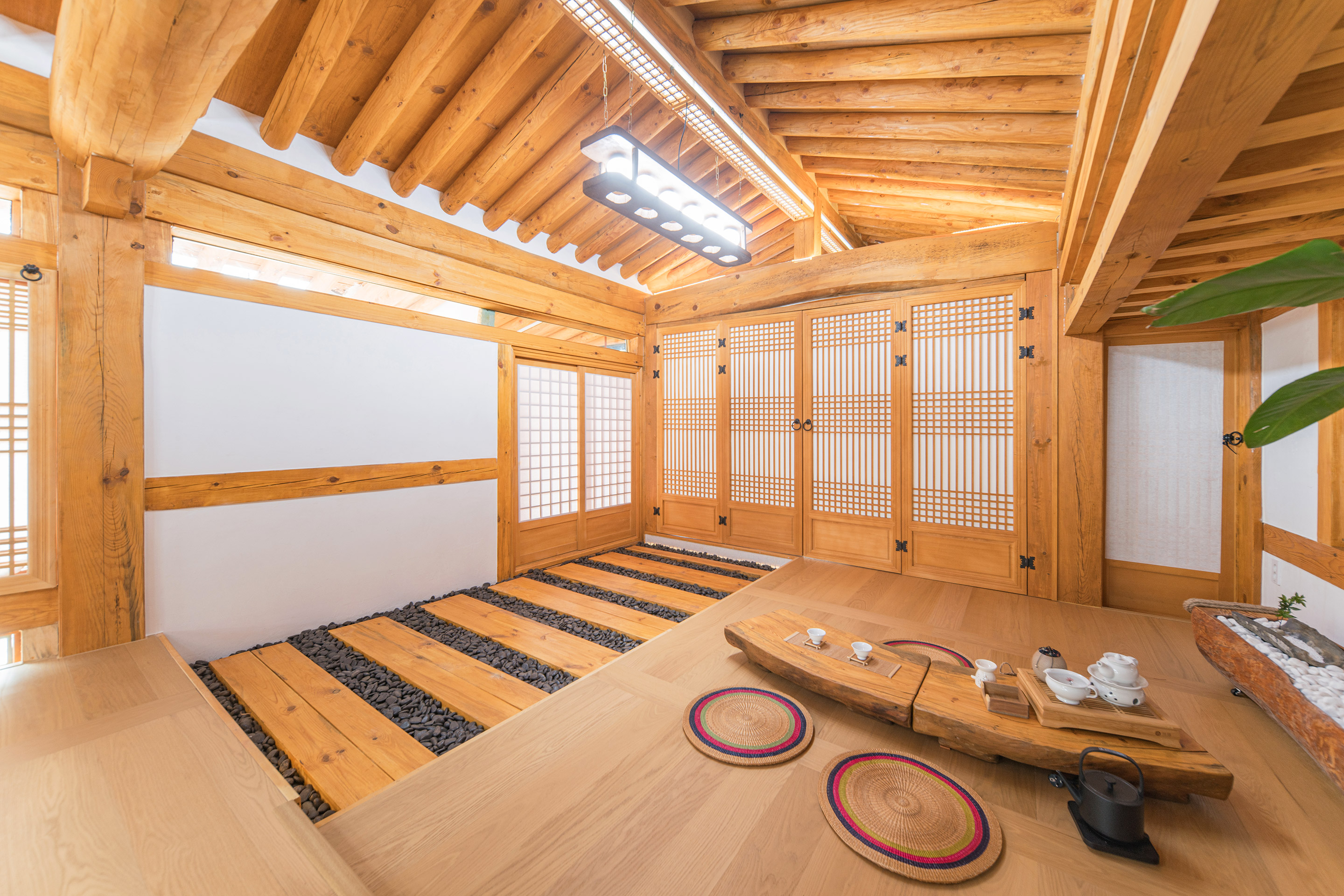 감성한옥, 레드콩