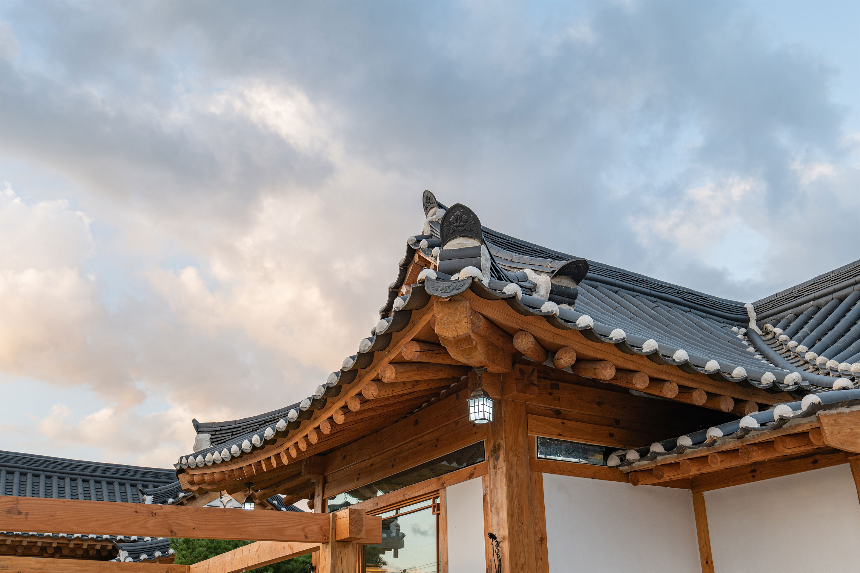 감성한옥, 레드콩